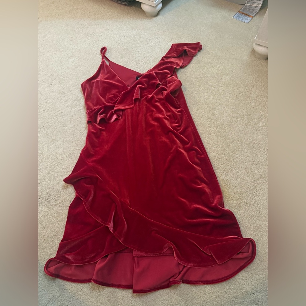 EXPRESS RED VELVET RUFFLE MINI DRESS - Picture 3 of 5